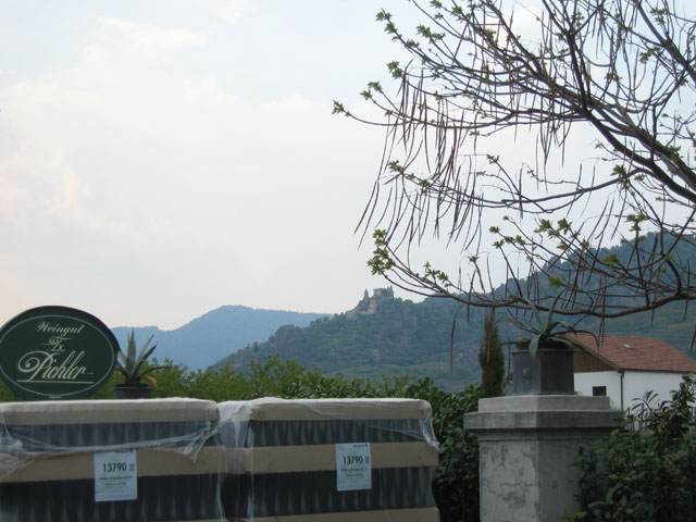 WWF06_062
